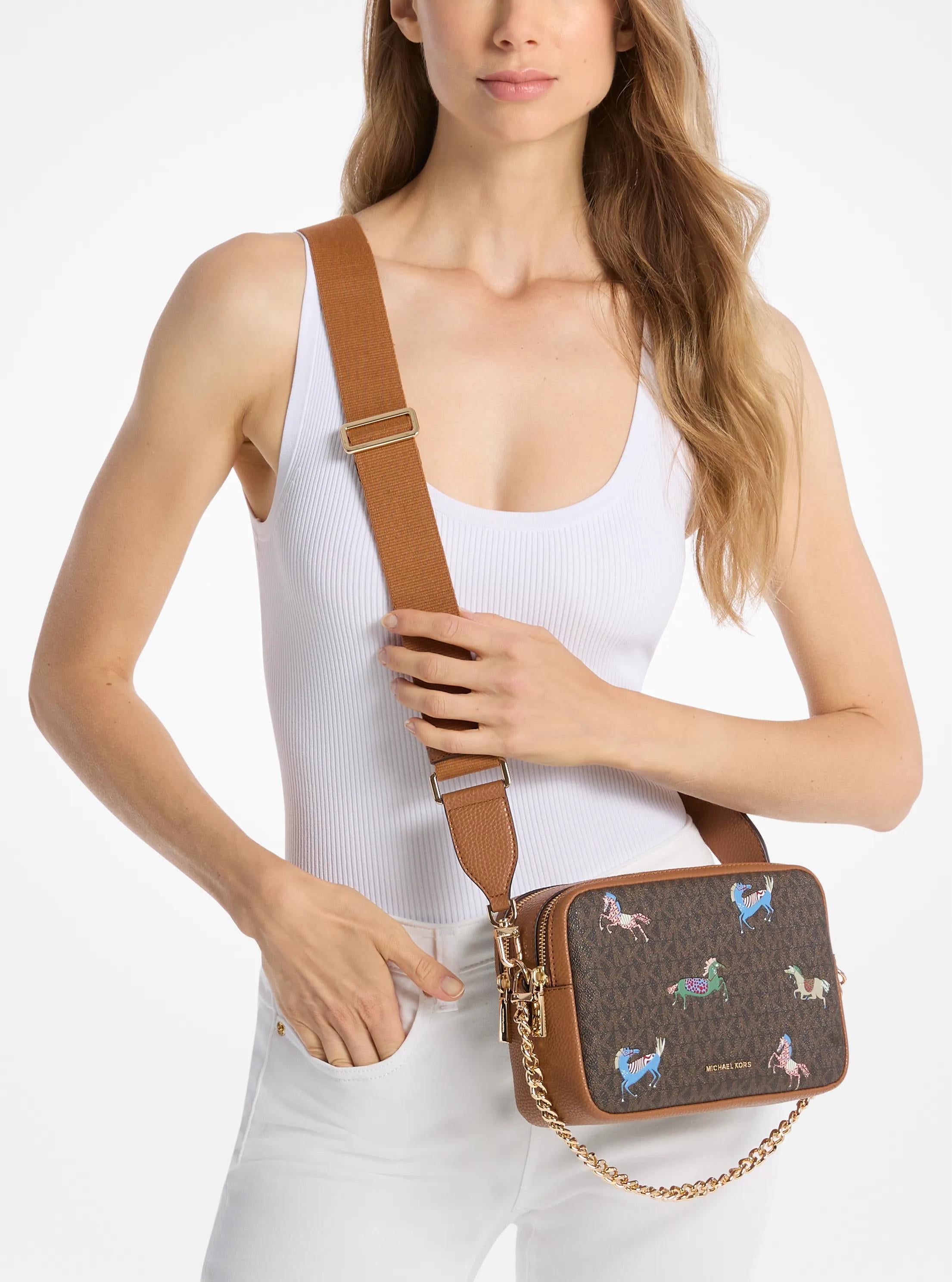 Michael Kors Bryant Medium Signature Signature Logo Camera Crossbody Bag Bag