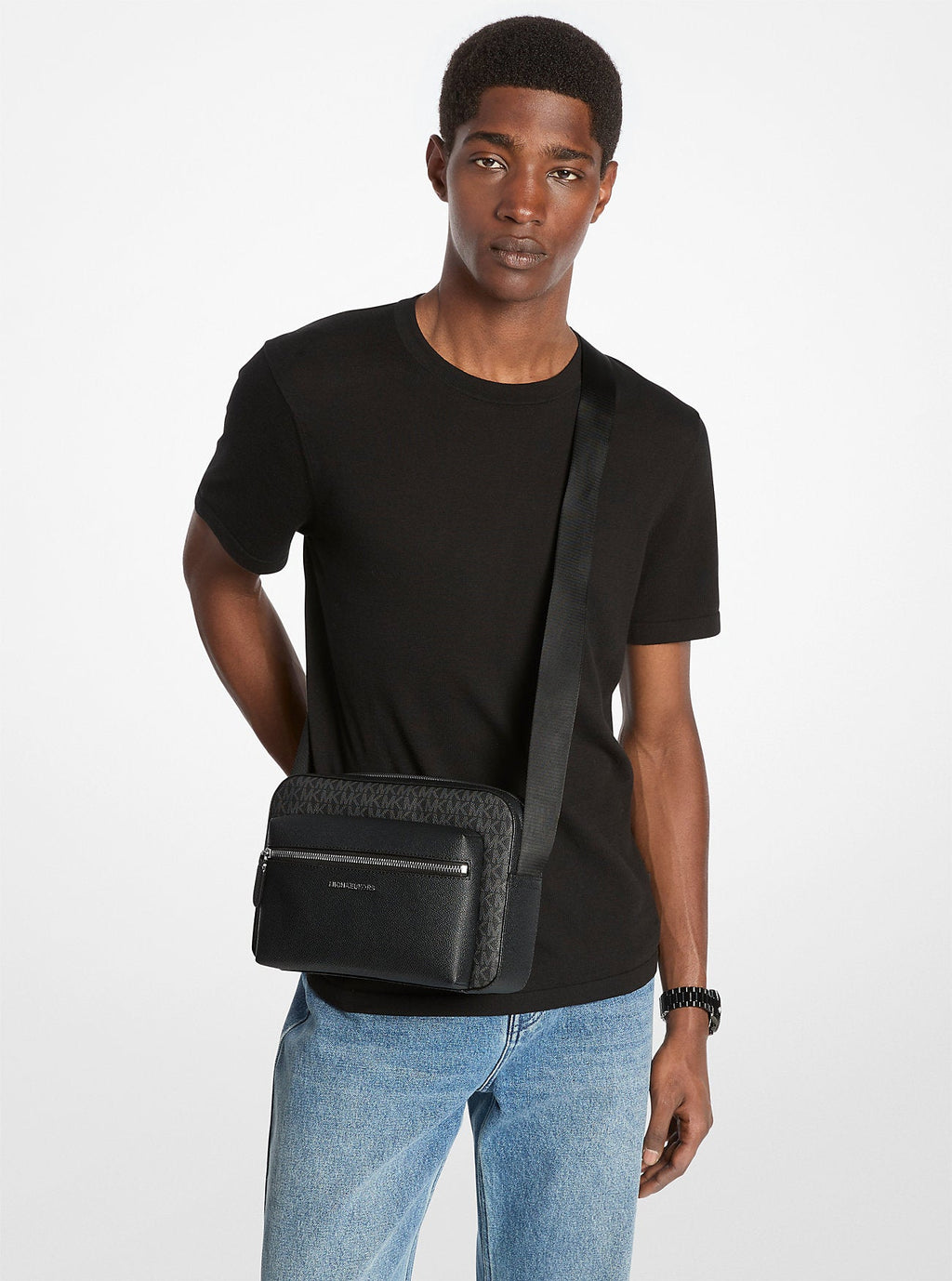 Michael Kors Hudson Textured and Signature Signature Logo Camera Crossbody Bag Bag